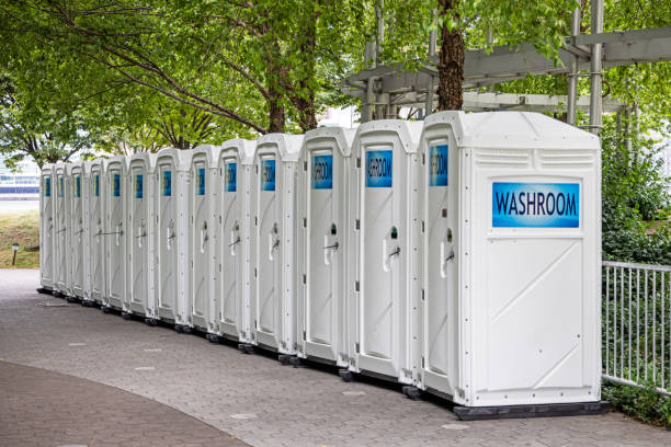 Best Porta potty rental near me  in Elwood, UT